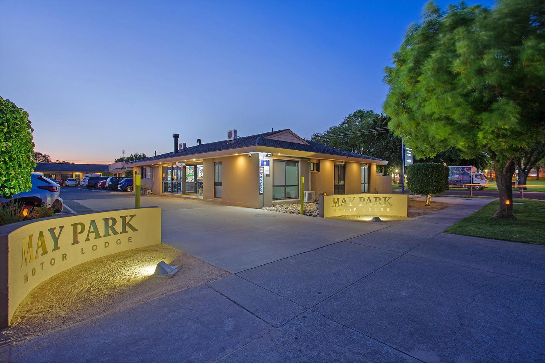 Comfort Inn May Park Horsham Exterior photo